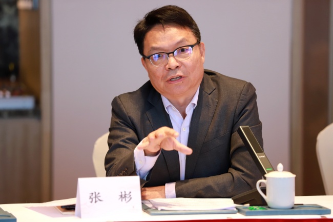 张斌.jpg 张斌.jpg