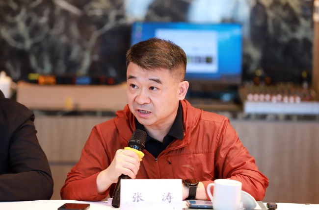 张涛.jpg 张涛.jpg